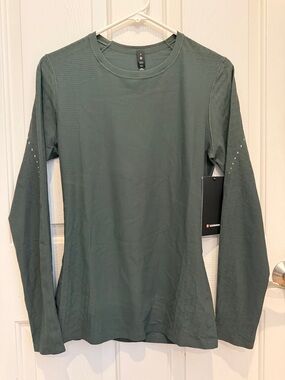 Lululemon Athletica SenseKnit Running Long Sleeve Crew in Slate Green